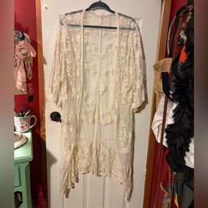 Adiva Cream Lace Kimono